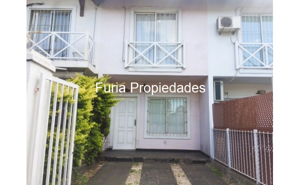 Duplex 3amb en alquiler con cochera y patio en Versalles