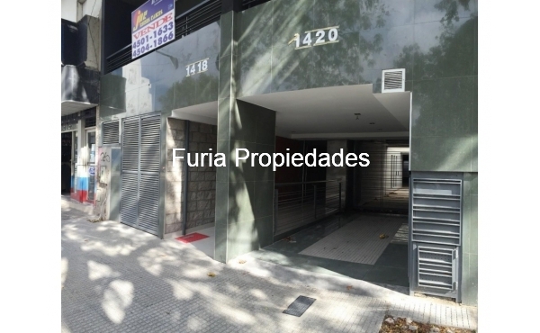 Dpto monoambiente en alquiler con aire y placard al contrafrente